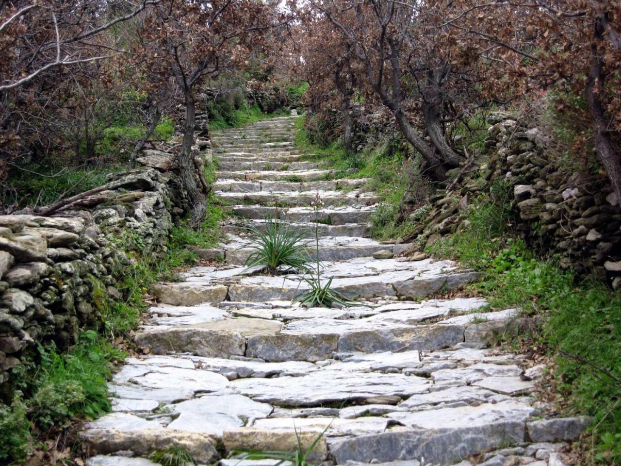 Emelia Villa Otzias Bagian luar foto